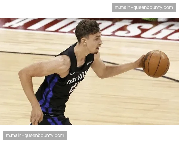 瓦格纳兄弟构建魔术前场活力，尺寸与运动能力成防守基石